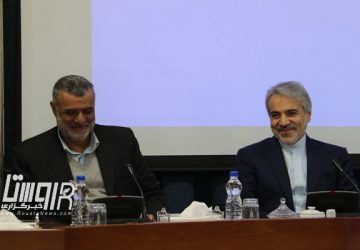 محمدباقر نوبخت و محمود حجتی در مراسم امضای تفاهم‌نامه برنامه تولید و اشتغال بخش کشاورزی