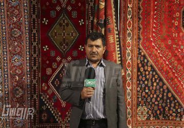 حضور غرفه‌داران در نمایشگاه تولیدات فرش دستباف عشایر